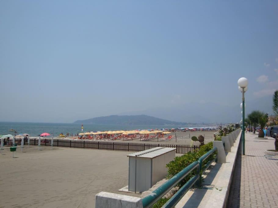 Girasole A Due Passi Dal Mare Apartment Minturno Exterior photo