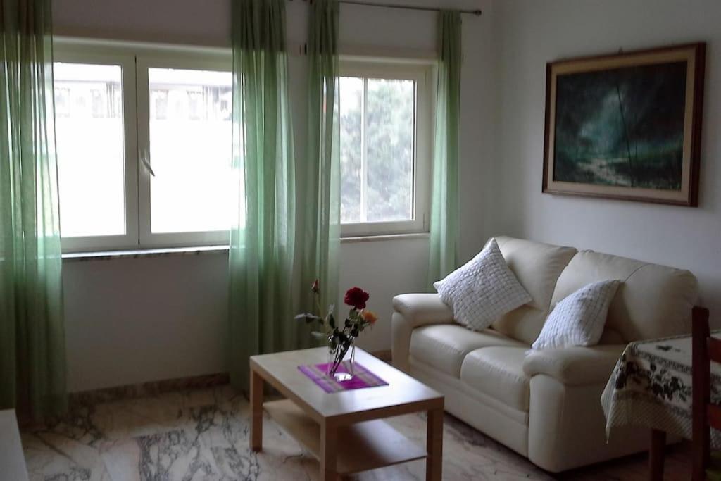 Girasole A Due Passi Dal Mare Apartment Minturno Exterior photo